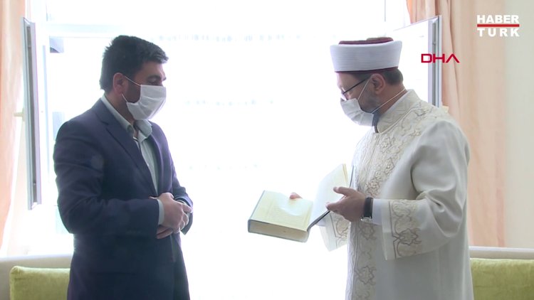 Ali Erbaş'tan, Barış Çakan'ın ailesine taziye ziyareti