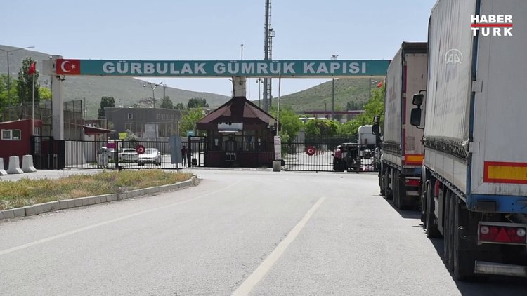 Bakan Pekcan: İran ve Irak'a yönelik gümrük kapıları uluslararası yük taşımacılığına yeniden açıldı