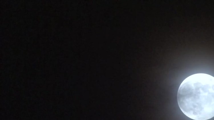 İstanbul'da Ay tutulmasından kartpostallık kareler