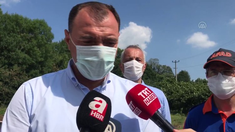 Sakarya Valisi Kaldırım: "(Havai fişek fabrikasındaki patlama) Hayatını kaybedenlerin sayısı 6'ya yükseldi. Kayıp 1 kişiyi arama çalışmaları sürüyor."