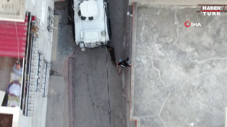 Torbacının tokalaşma taktiğini "kovid" bozdu
