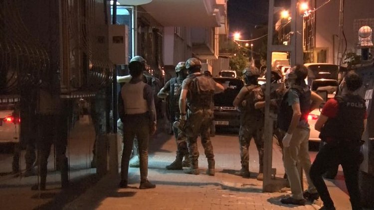 Son dakika! İstanbul'da eş zamanlı terör operasyonu: Çok sayıda gözaltı