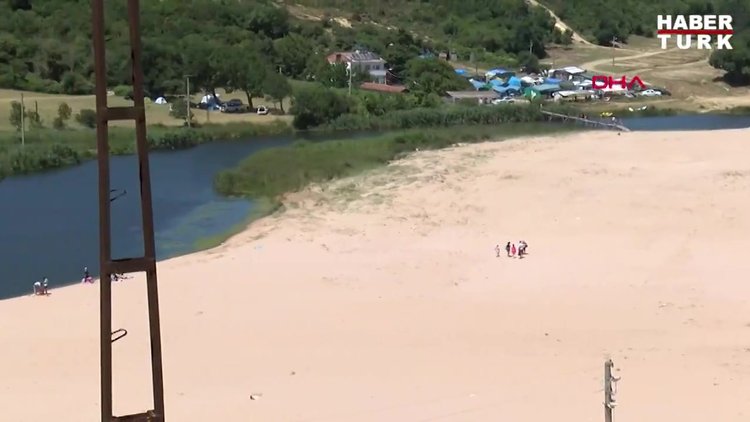 Kıyıköy'de, 'can güvenliği' gerekçesiyle denize girmek yasaklandı