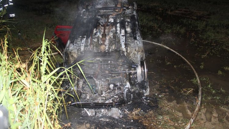 Denizli'de feci kaza! Otomobil sürücüsü yanarak can verdi