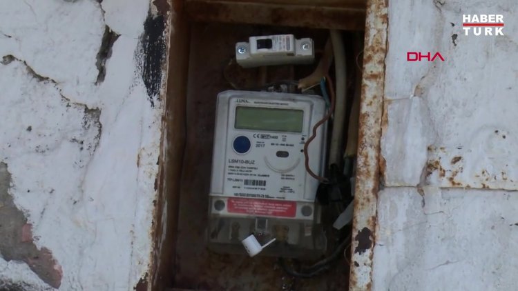 Kiracısı kaçak elektrik ve su kullanan 79 yaşındaki kadına 10 ay hapis