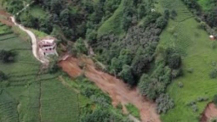 Trabzon'un Of ve Hayrat ilçelerindeki selden en fazla zararı çay bahçeleri gördü