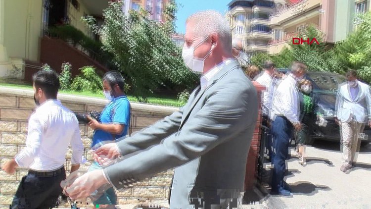 Duygu'nun babası Adalet Bakanı Gül ile görüştü: İşin peşini bırakmayın