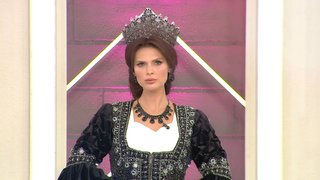 Takımlar sultan saçı ve makyajı yapmak için yarıştı.