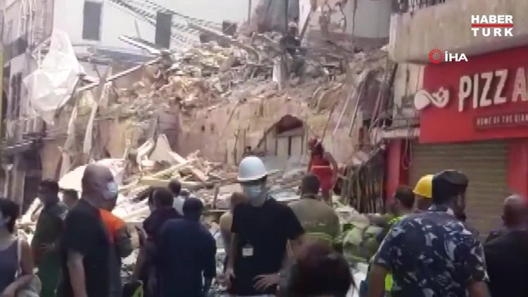 Beyrut'ta enkaz altındaki kişiyi kurtarma çalışmaları yeniden başladı