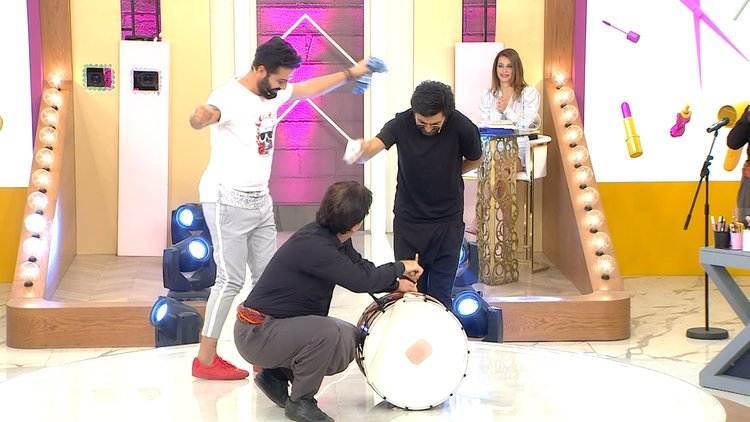 Taner'in geçen hafta birinciliğine davullu kutlama!