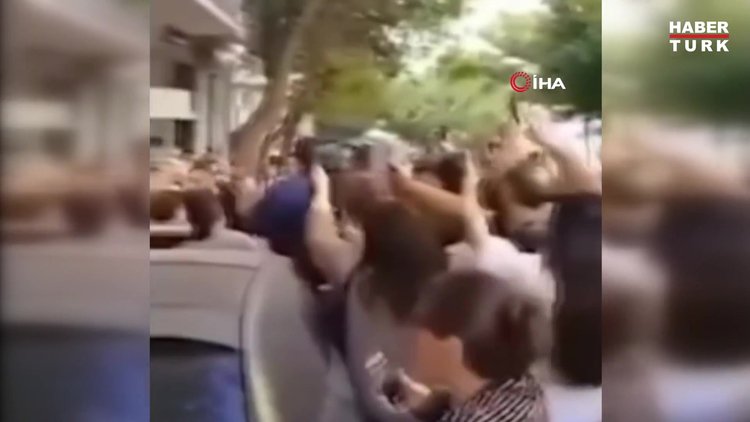 Eski Gürcistan Devlet Başkanı Saakashvili'ye Atina'da yumruklu saldırı