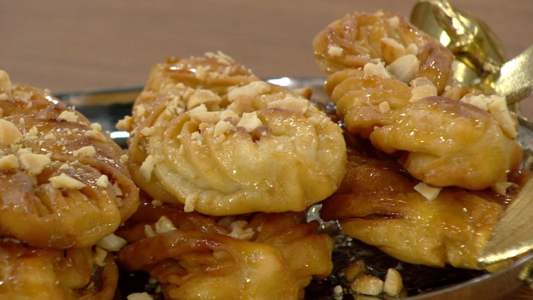 Yaprak tatlısı nasıl yapılır? İşte Yaprak tatlısı tarifi