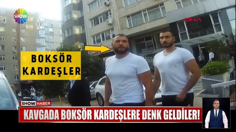 Kavgada boksör kardeşlere denk geldiler!