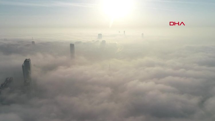 İstanbul'da etkili olan sis havadan görüntülendi