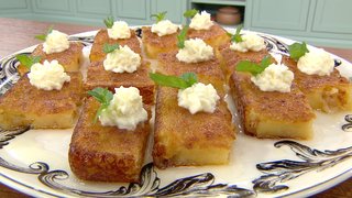 Öykü Gürman, Esra Dizer ile birlikte sbayat ekmek tatlısı yaptı.