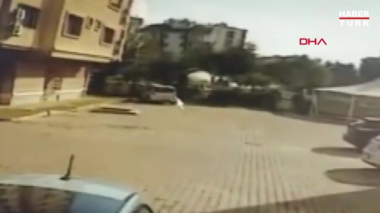 Yıkılan binanın müteahhidinden şok paylaşım: 6,8'lik deprem İzmir'in yarısını yıkar