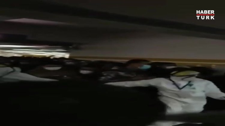 Çin'de Sars paniği!
