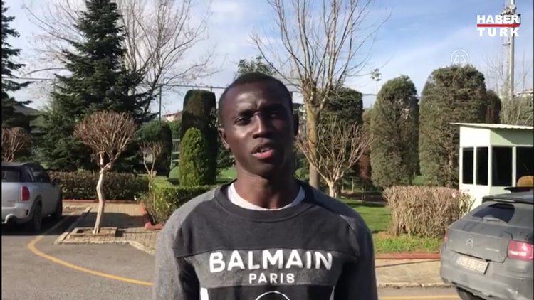 Fenerbahçeli Cisse ve Thiam'dan ırkçı söyleme maruz kalan Webo'ya destek