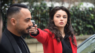 Haşmet ve Halide ailelerinin katilinin kim olduğuna dair önemli bir bilgi edinirler ve öğrendiklerinden sonra büyük bir acı yaşarlar. ...