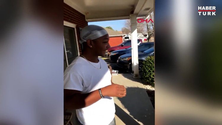 Renkleri ilk kez gören ABD'li gencin sevinci viral oldu