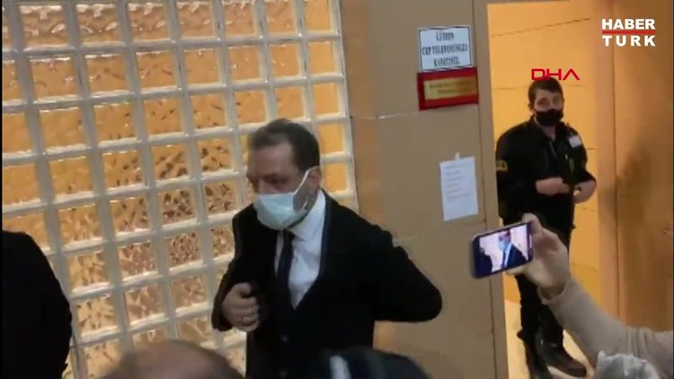 Sevgilisine şiddet uygulayan Rubato'nun solisti Özer Arkun hakim karşısında