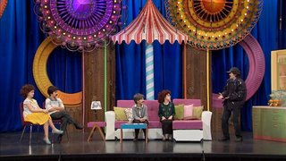 Havuzlu siteye taşınan Hayati, eski mahallelerinden misafirliğe gelen komşularına evini nasıl tanıttı?