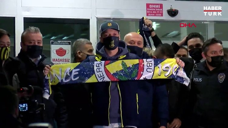Son dakika Fenerbahçe haberleri! Mesut Özil çılgınlığı