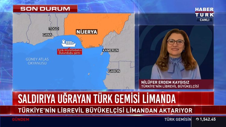 Saldırıya uğrayan Türk gemisi limanda