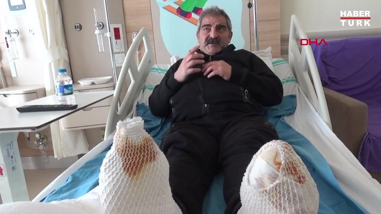 Erzurumlu kamyon şoförünün araçtayken ayakları dondu