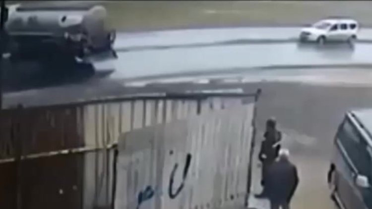 Kontrolden çıkan tanker karşı şeride geçti... Faciadan dönülen anlar anbean kamerada