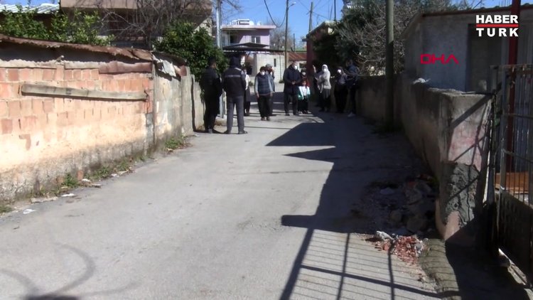 TIR'ların evlere zarar verdiği dar sokakta vatandaşların 'navigasyon' isyanı