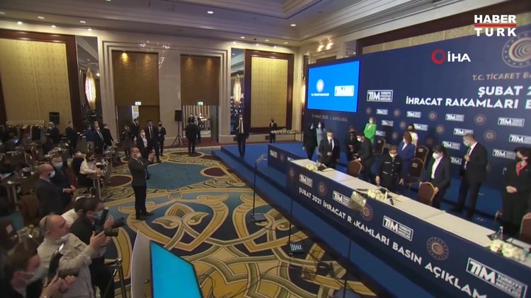 Bakan Pekcan: "(Şubat ayı ihracatı) Yüzde 9,6 artışla 16 milyar 12 milyon dolar olarak gerçekleşmiştir"