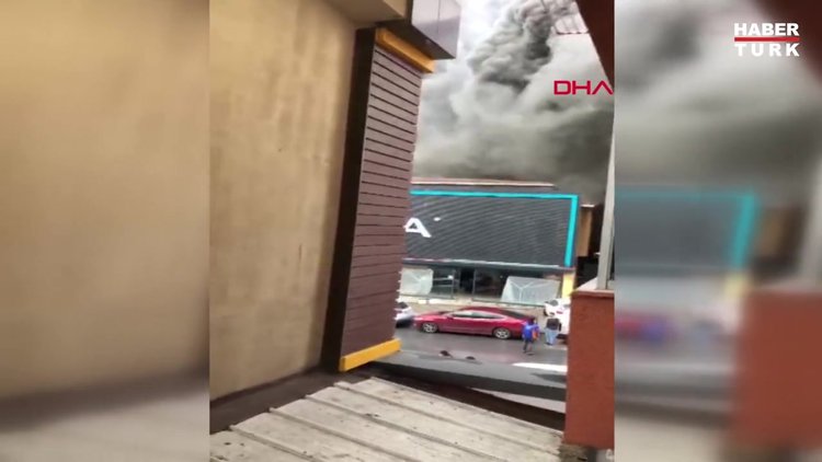 Ataşehir'de fabrikada yangın