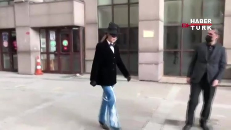 Seyhan Soylu: Beni kendine aşık edip 20 bin dolar istedi, kandırıldım