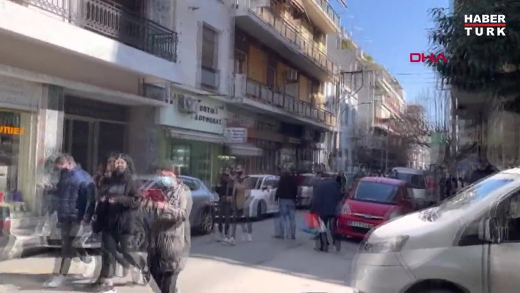 Yunanistan'da 5.9 büyüklüğünde deprem! İşte Yunanistan'daki deprem anı...