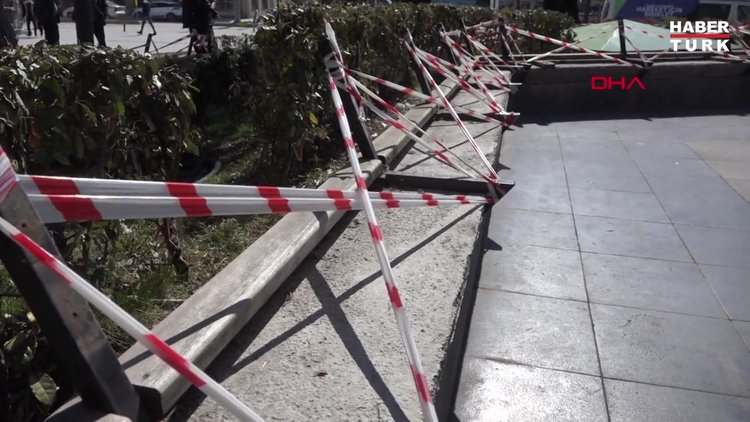 Banklara çekilen 'şeritli önlem'e rağmen banklarda oturdular