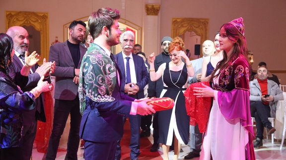 Kamer ile Poyraz'ın kınası!