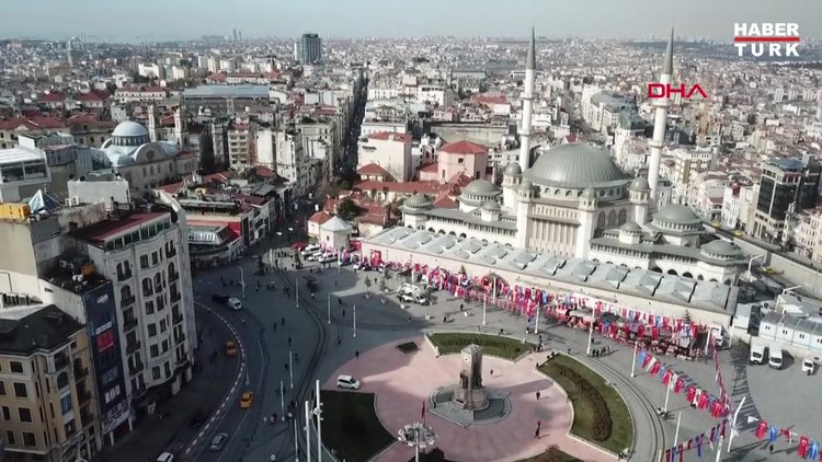 Taksim Camii'ndeki son durum havadan görüntülendi