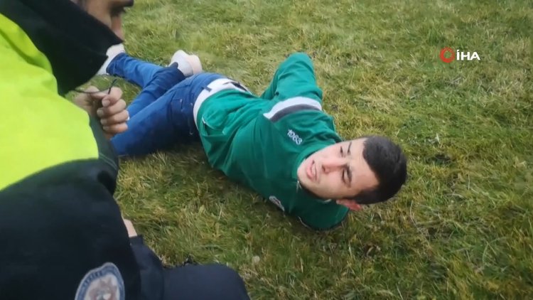 Yarım saat içerisinde 3 kişiyi bıçaklayan zanlı, tutuklandı