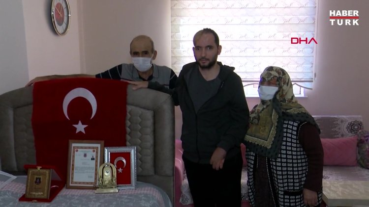 Titanyumdan kafatası yapılan gazi: Gerçek ödülü kafamda taşıyorum