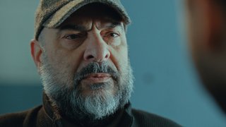 Muzaffer, her şeyin kendi planı olduğunu, sistemi yok etmek için İhtiyar'ın oğlu yalanını kendisinin çıkardığını söyledi. ...