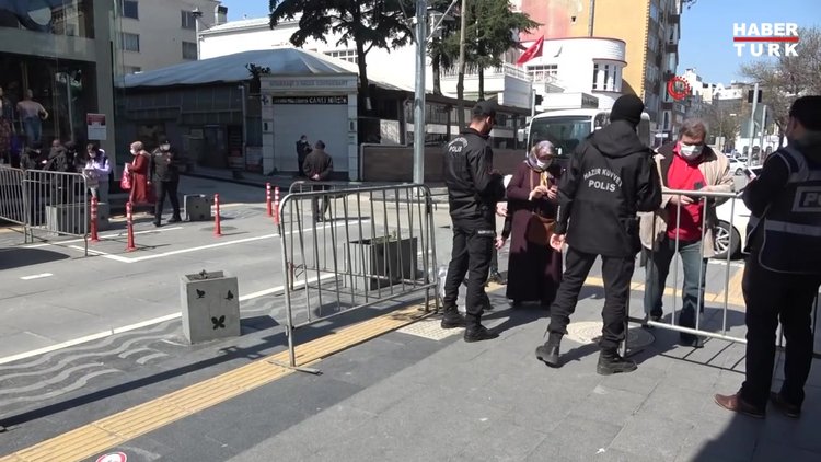 Virüsün zirve yaptığı Samsun'a Ankara ve İstanbul'dan polis takviye edildi