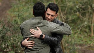 Ramo ile Doğu birbirlerine sarıldılar...