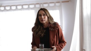 Cahide'nin oğlum demesiyle Doğu, annesini tanıdı.