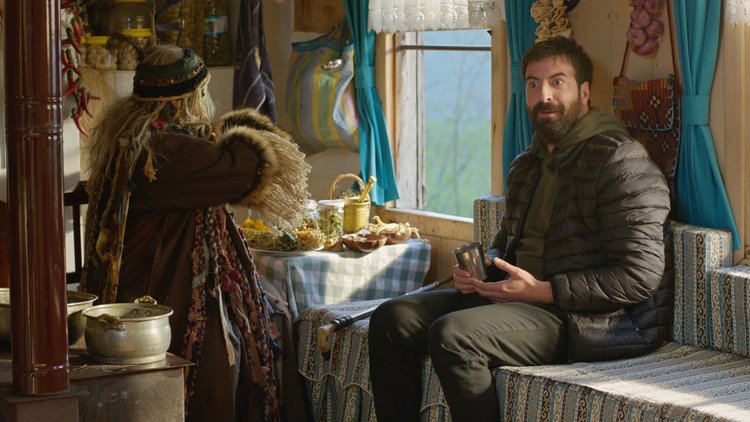 Sefer'in cadı ebesi!