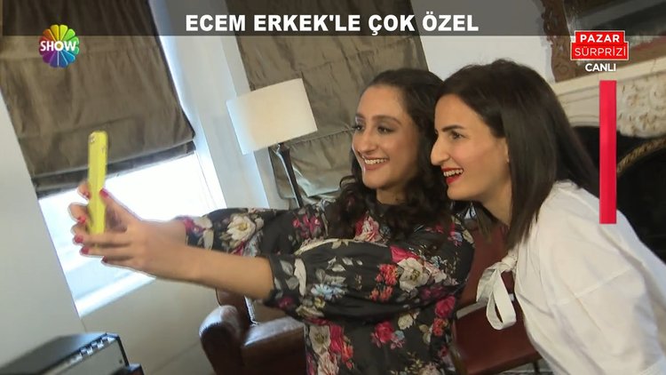 Ecem Erkek ile çok özel!