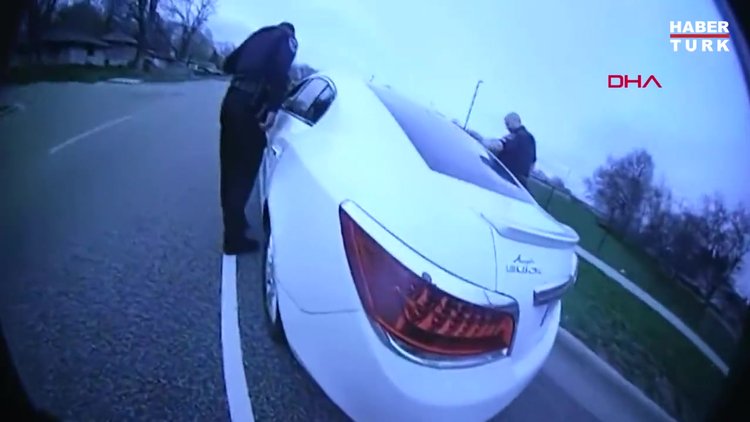 ABD'de Daunte Wright'ın vurulma anlarının görüntüleri paylaşıldı