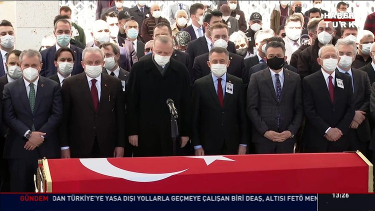 Eski Başbakanlardan Yıldırım Akbulut son yolculuğuna uğurlandı