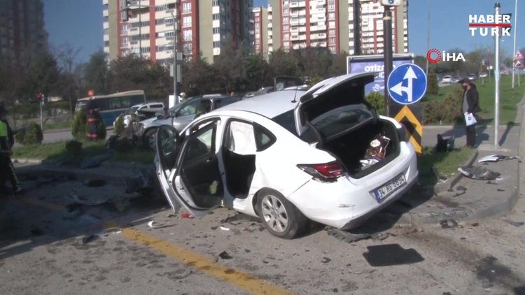 Ankara'da feci kaza: 3'ü çocuk 7 yaralı