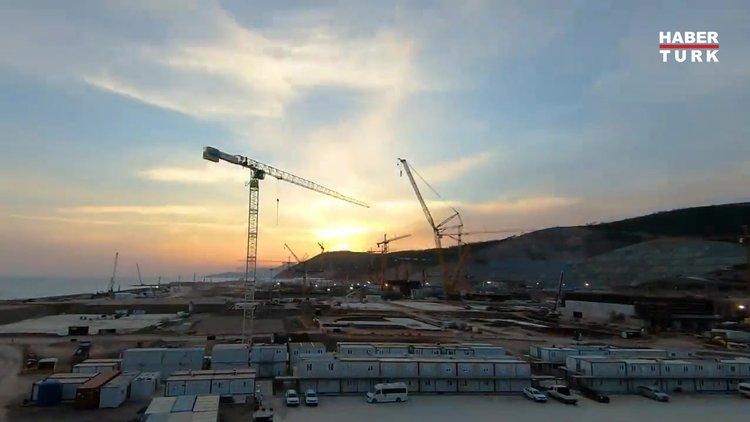 Akkuyu çalışanlarından Rusça şarkı